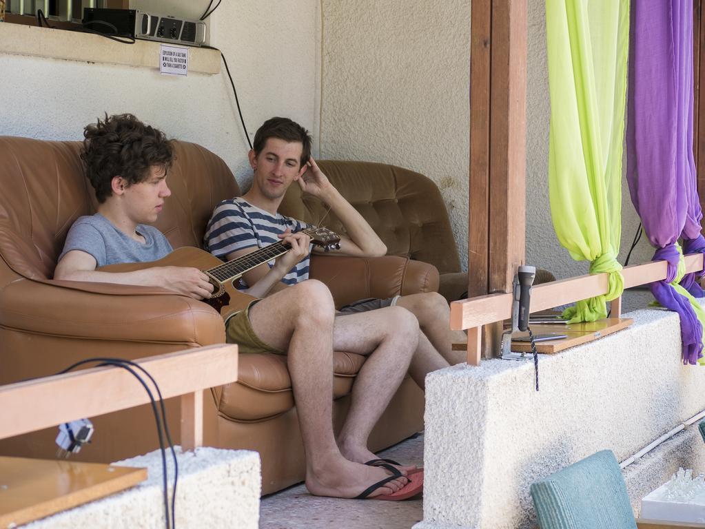 Trip Yard Camping Limisso Esterno foto